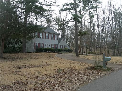 2nd image of 137 N Oakwood Dr