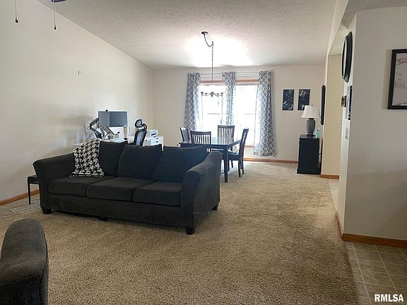 4th image of 125 Possum Pass Ct