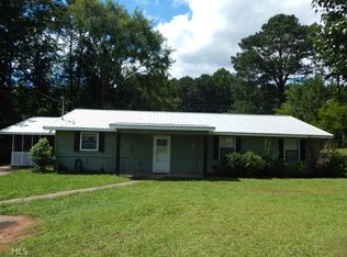 1044 New Hutchinson Mill Rd, Lagrange, GA 30240