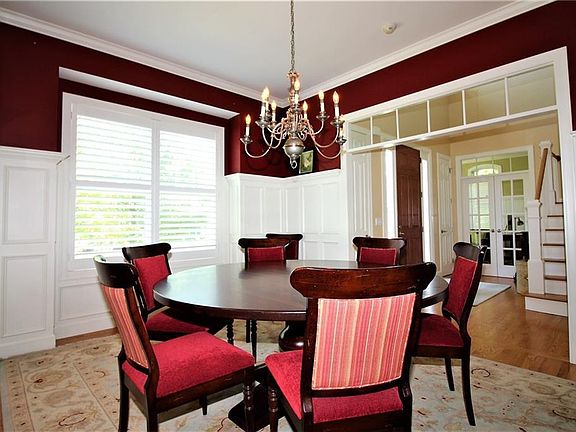 5th image of 18 Claret Dr