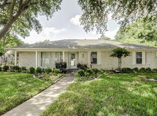 2326 Nottingham Pl, Grand Prairie, TX 75050