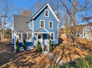 112 Orchard St, Norwich, CT 06360