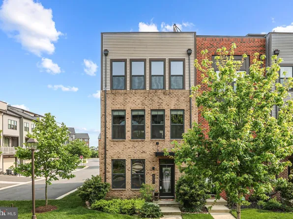 43421 Southland St, Ashburn, VA 20148