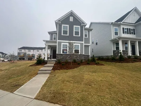 928 Cassa Clubhouse Way, Knightdale, NC 27545