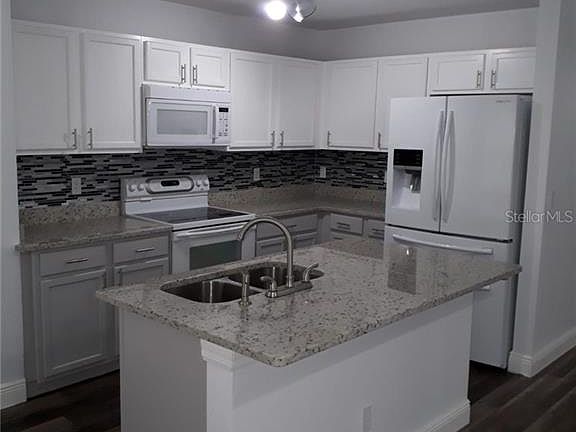 5th image of 525 Cresting Oak Cir #77