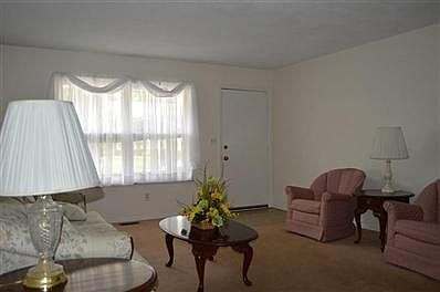 4th image of 258 Grantwood Dr