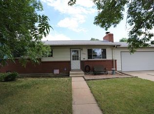 7320 W Oregon Dr, Lakewood, CO 80232