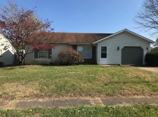 140 Williamsburg Ln, Lancaster, OH