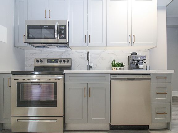 4th image of 317 Park St N #1