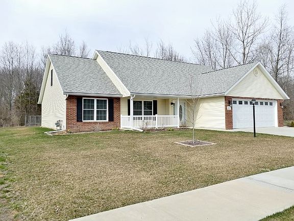 2nd image of 4617 W Gladstone Pl