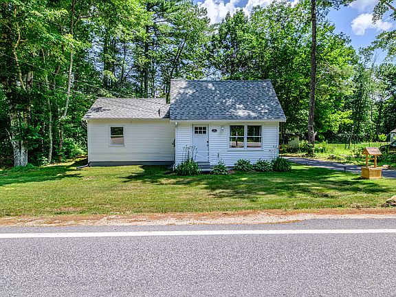 3rd image of 131 Stanley Road