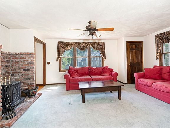 3rd image of 12 Ridge Rd