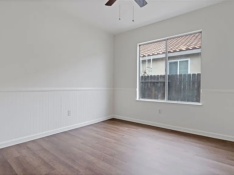 39563 Chabot Cir — Photo 18