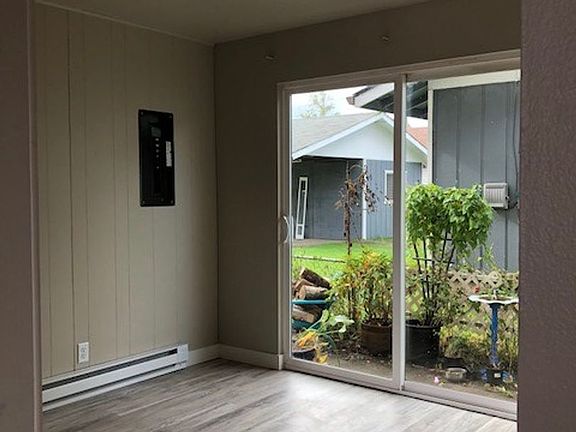 5th image of 260-290 N 10th St #270