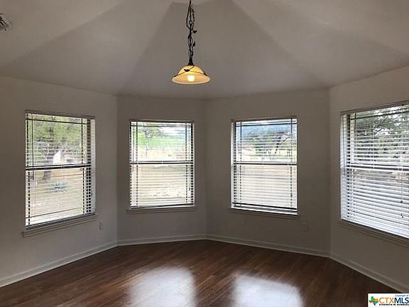 5th image of 2152 Creek Place Dr