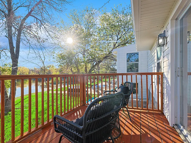 260 McGraw Ln — Photo 46
