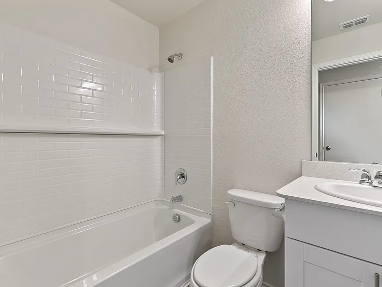 4509 Greenham Ln — Photo 20