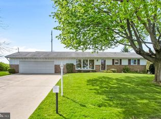 770 Hillcrest Rd, York, PA 17403