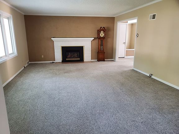 5th image of 2309 W Anna St