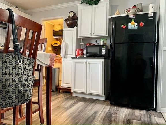 2nd image of 221 Creek Water Cir #411