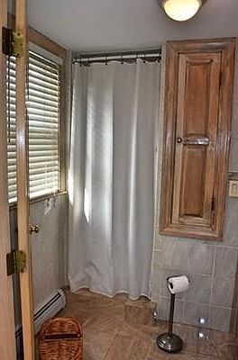 5th image of 10 Chestnut St