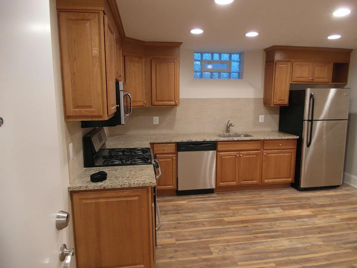 Building Photo - 8623 Flower Ave #6