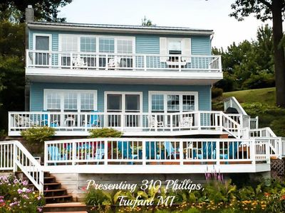 310 Phillips Dr, Trufant, MI, 49347