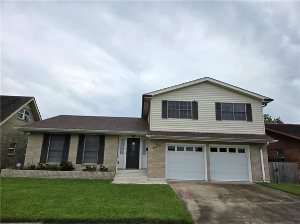 136 Linda Ct, Gretna, LA 70053