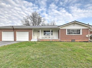 135 Dinsmore Rd, Dryden, VA 24243