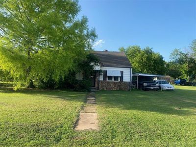 610 W Apache St, Lindsay, OK, 73052
