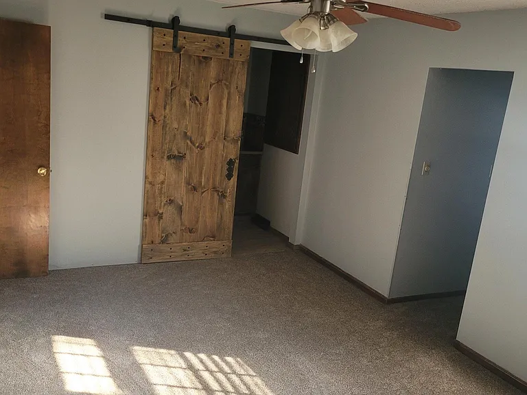 3416 S Newton Ave — Photo 12