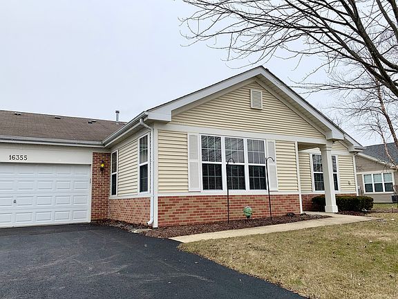 2nd image of 16355 Crescent Lake Dr