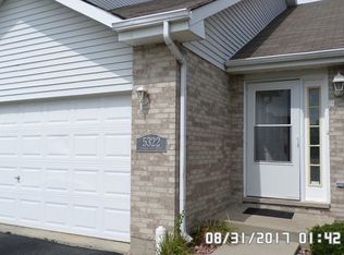 5322 Crosswind Dr, Richton Park, IL 60471