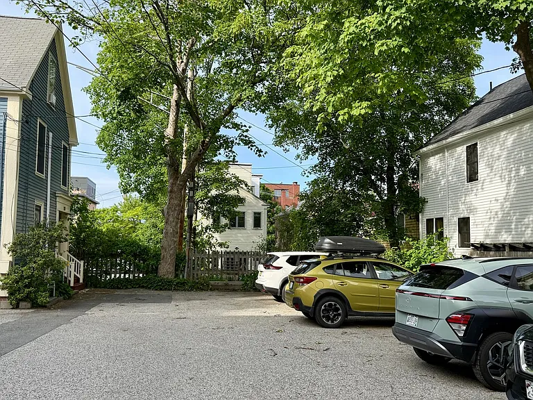 105 Brackett St #3 — Photo 38