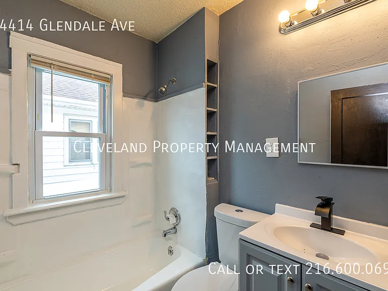 14414 Glendale Ave — Photo 12