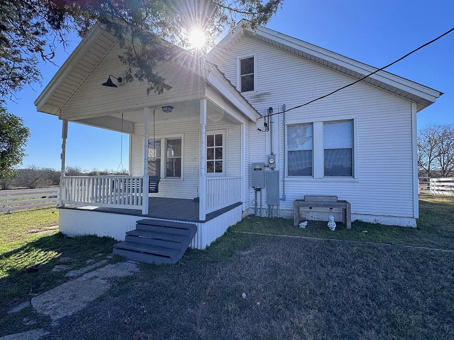 2 bed, 1.0 bath, 1148 sqft, $1,500 — Photo 3