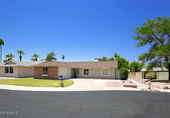 3rd image of 4422 E ARAPAHOE Street