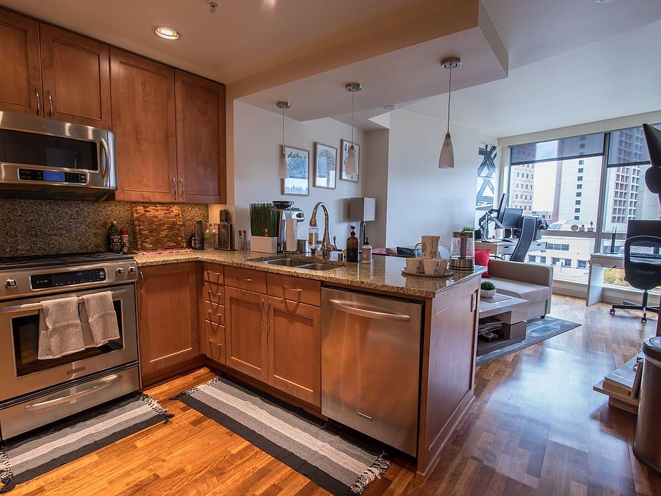1st image of 10610 NE 9th Pl Unit 903
