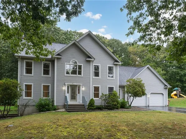 7 Tanglewood Drive, East Lyme, CT 06333