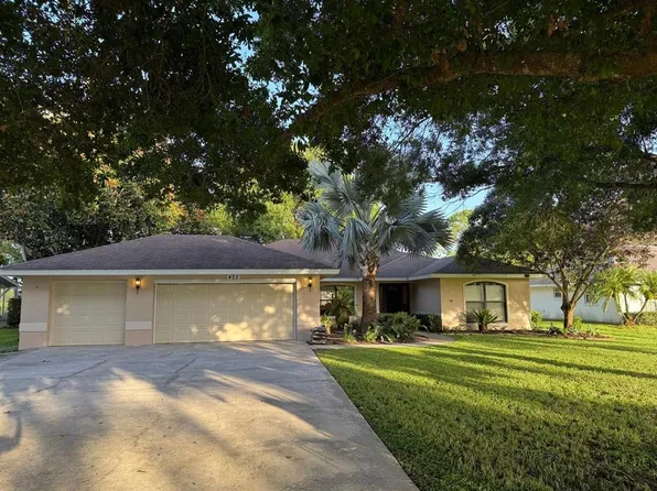 405 Lake August Dr, Lake Placid, FL 33852