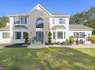 741 Spruce Hill Dr, Toms River, NJ 08753