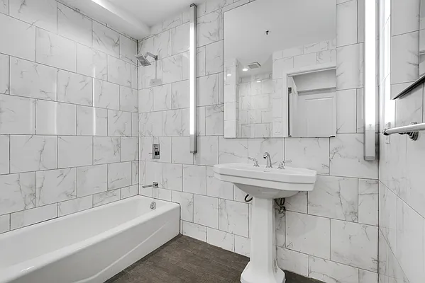 Rented by Compass | media 10