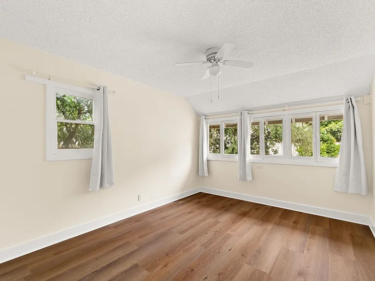 507 N Vine Ave — Photo 19