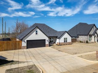 105 Heritage Way, Bullard, TX 75757