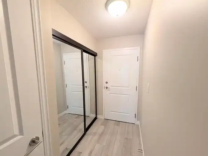 1 bed, 1.0 bath, 502 sqft, $2,400 — Photo 3