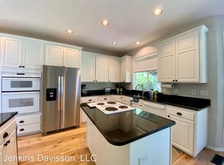 14981 SE Gilesford St, Clackamas, OR 97015