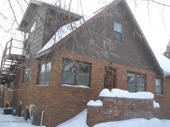 3rd image of 512 Riverdale Dr NE