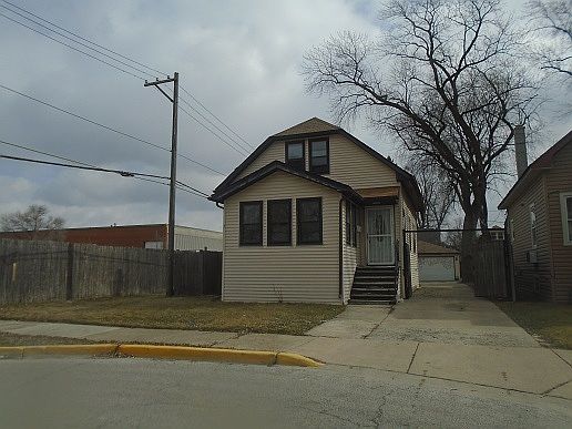 1st image of 917 S 24th Ave