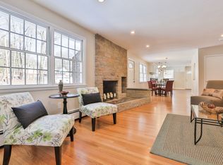 468 Lowell St, Andover, MA 01810