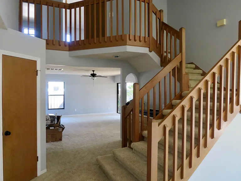 15108 Heathridge Dr — Photo 2